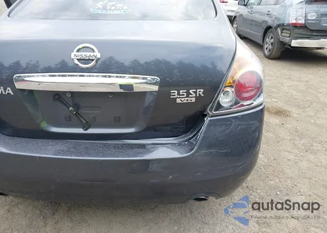 2010 Nissan Altima 3.5 Sr from USA, damaged, VIN 1N4BL2AP5AN522995